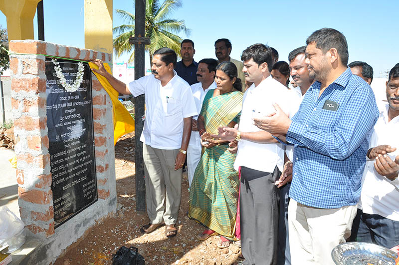 ಕೊಳ್ಳೇಗಾಲ: ನೂತನ ಓವರ್ ಹೆಡ್‍ಟ್ಯಾಂಕ್‍ ಗೆ ಶಾಸಕರಿಂದ ಚಾಲನೆ